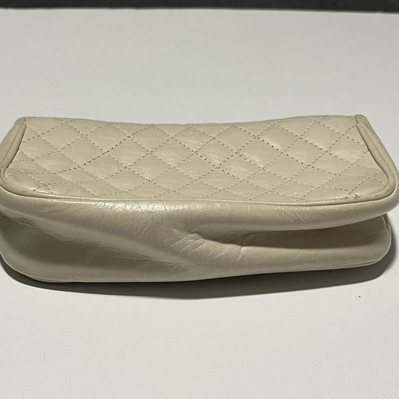 Vintage Cream Quilted Genuine Leather Clutch Purse Hong Kong Missing Strap - Picture 16 of 16